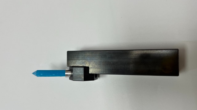 车床怎么给工件去毛刺？百舜精密推荐锐必克