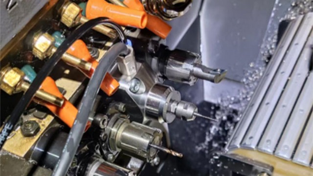 精加工选日本NAKANISHI高速主轴