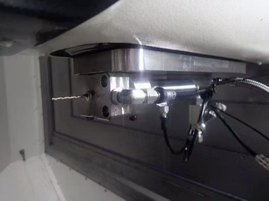 中心出水主轴CTS-3030