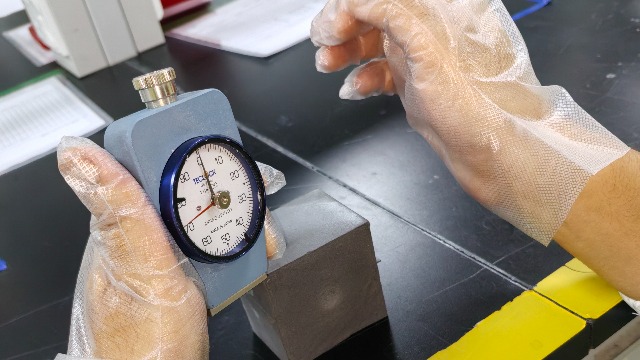 测量软橡胶硬度选得乐橡胶硬度计-百舜精密