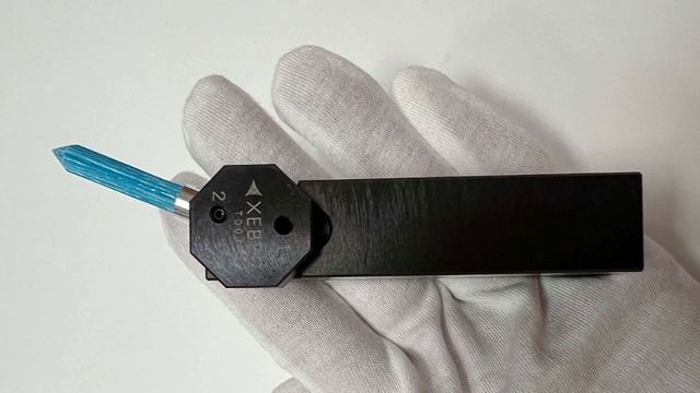 &nbsp;&nbsp;车床怎么给工件去毛刺？百舜精密推荐锐必克