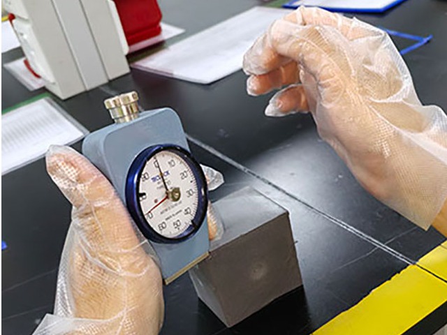 测量软橡胶硬度选得乐橡胶硬度计